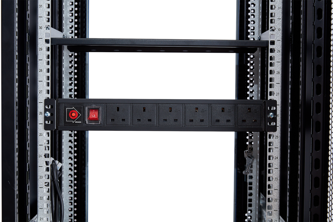 19″ 1.5U Rackmount 6-Way Power Strip – UK Type